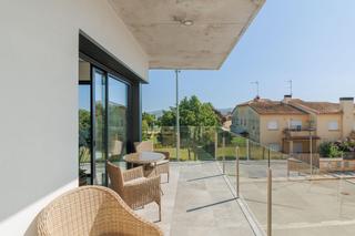 Appartement à Vilablareix. Precioso y amplio piso esquinero de obra nueva de 125 metros cua