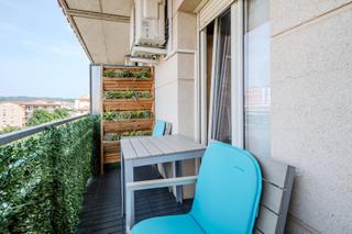 Flat in Sant Narcis. En la encantadora zona de sant narcís, se encuentra este magnífi