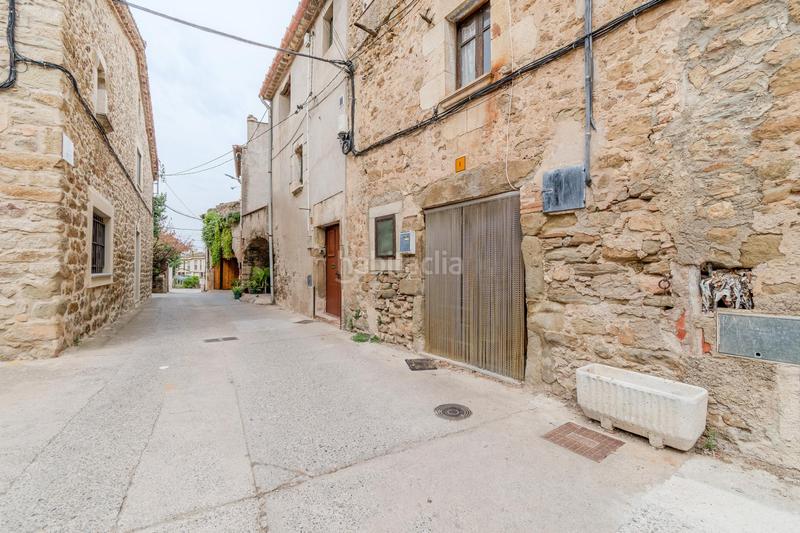 Foto 0bc46e38-e79e-4eed-8547-bed4ce3aaffb. Casa adosada exclusiva apialia. tenemos una casa de pueblo, de piedra, para realizar una reforma integral. en Sant Joan de Mollet