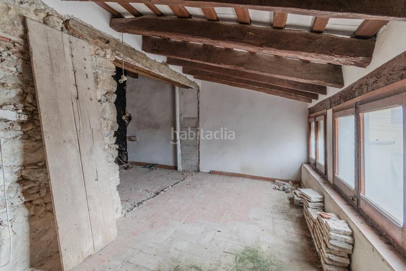 Foto c7181c87-1dc2-43d3-a6d9-6f8207c5f5f7. Casa adosada exclusiva apialia. tenemos una casa de pueblo, de piedra, para realizar una reforma integral. en Sant Joan de Mollet