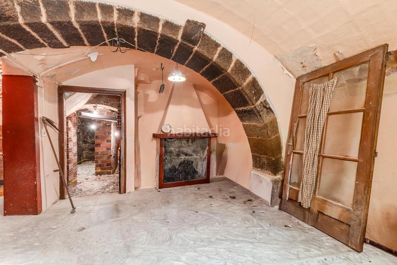 Foto dfb738fe-2ed5-4b17-949c-bddda152e5bd. Casa adosada exclusiva apialia. tenemos una casa de pueblo, de piedra, para realizar una reforma integral. en Sant Joan de Mollet