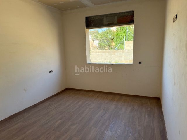 Foto 82ca7562-144c-41ad-94c3-932d6e5bd935. Casa amb calefacció aparcament piscina a Sils