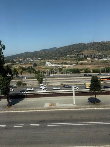 Foto 9b435894-a1cf-495e-8752-4ea28e69d2e7. Casa adossada amb calefacció aparcament piscina a Barcelona