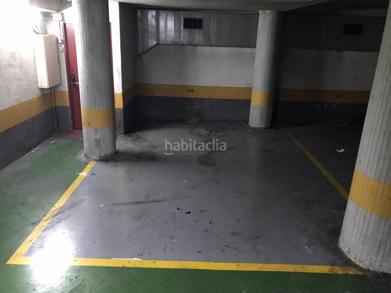 Foto eb04abae-4da8-4ed2-acd0-821600ad23f8. Car parking in Raval Barcelona