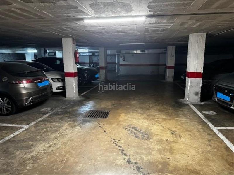 Foto 00766809-5675-4806-ad65-1ffa4c6d1954. Autoparkplatz in Eixample Nord Girona