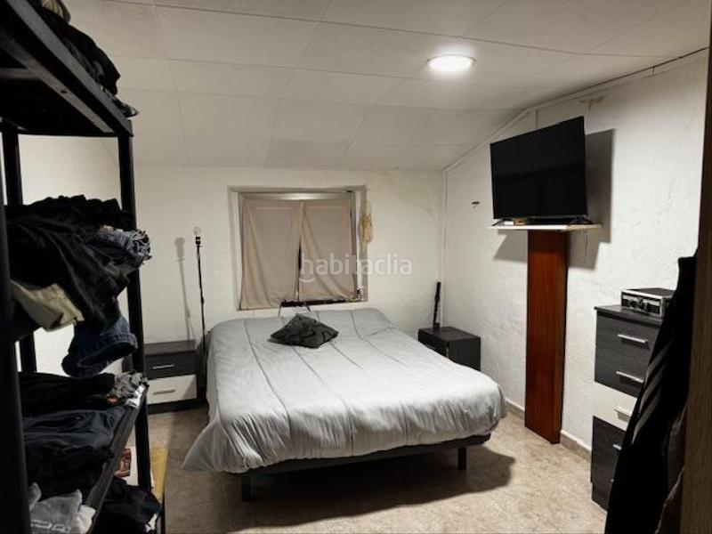 Foto eb4b20d9-d509-4bf3-9f7c-f4abd032c230. Reihenhaus mit parking in Vila-sacra