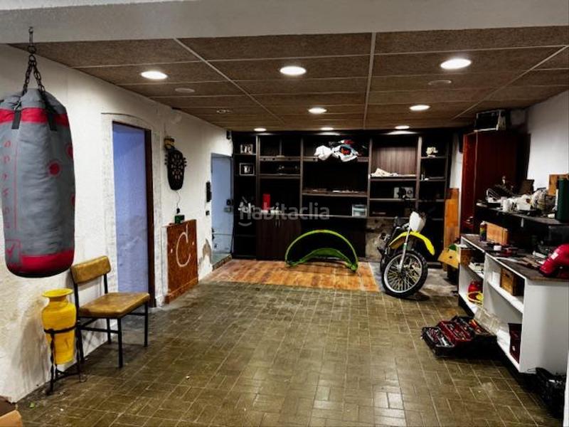 Foto f50b3a5b-a0c6-4d19-a021-3dac1c0da6fb. Reihenhaus mit parking in Vila-sacra