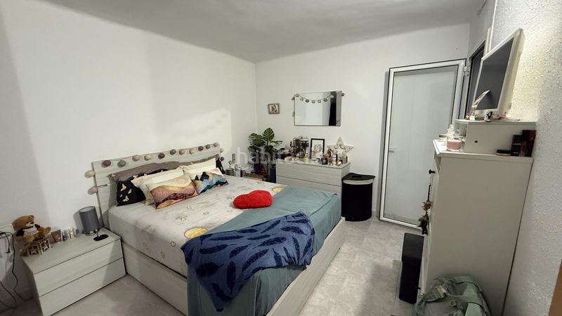 Foto 12a45999-fa54-46b2-abd6-bf5c42615830. Edifici a Can Vidalet Esplugues de Llobregat