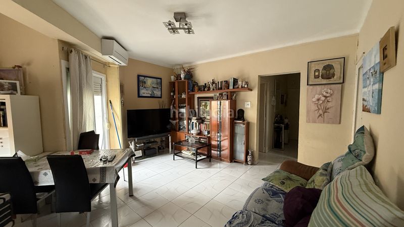 Foto a1d27fe6-102a-43c4-9598-6d032a7e0ebb. Edifici a Can Vidalet Esplugues de Llobregat