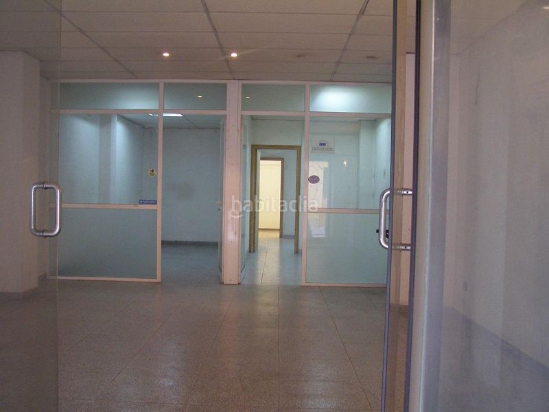 Foto bcfc5c10-e03b-4d3b-ab65-bad5e1cdfc62. Local comercial a Sant Narcis Girona