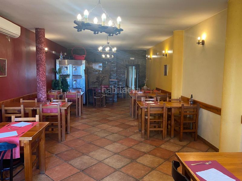 Foto 6a1a4cba-bc01-4064-9a13-eacd475d4990. Local comercial se pone a la venta emblemático restaurante en la beguda baixa a pie de carretera, en Sant Llorenç d´Hortons