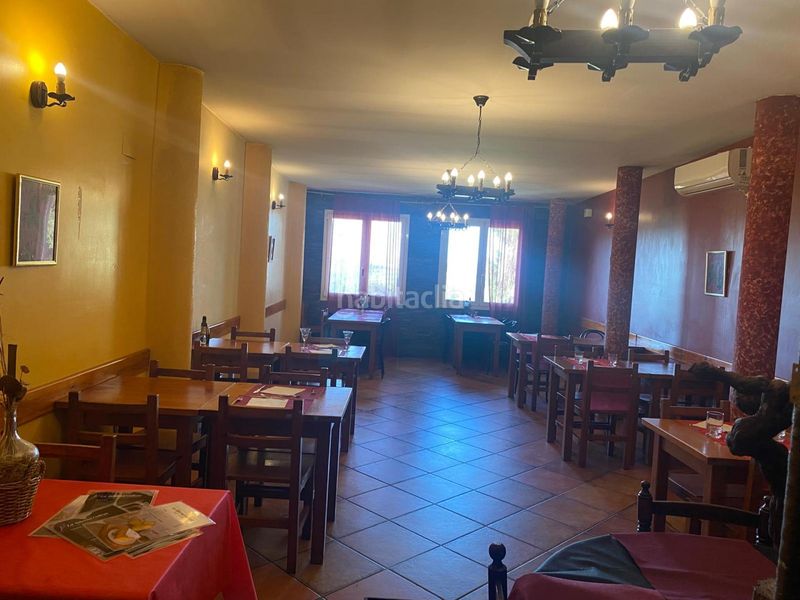 Foto 91f5c29f-85a9-42d7-8ac7-16344617167c. Local comercial se pone a la venta emblemático restaurante en la beguda baixa a pie de carretera, en Sant Llorenç d´Hortons