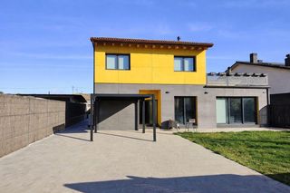 Chalet à Fontcoberta. Te presentamos una casa independiente  es una vivienda concebida