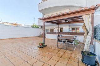 Flat in Cass� de la Selva. Venta de piso en cass� de la selva