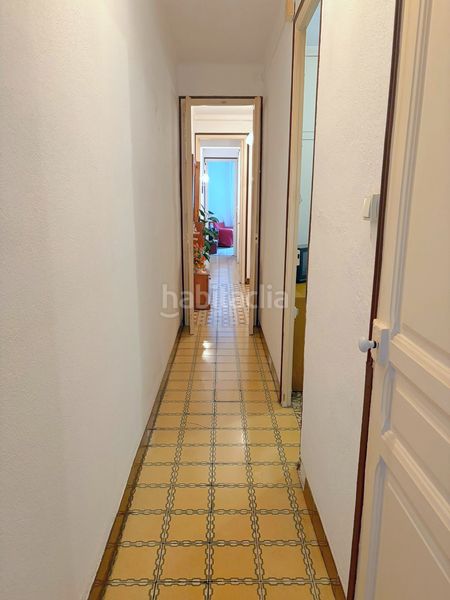 Foto e75f466a-890d-4851-99e0-ec25e06e07ed. Pis a Raval Barcelona