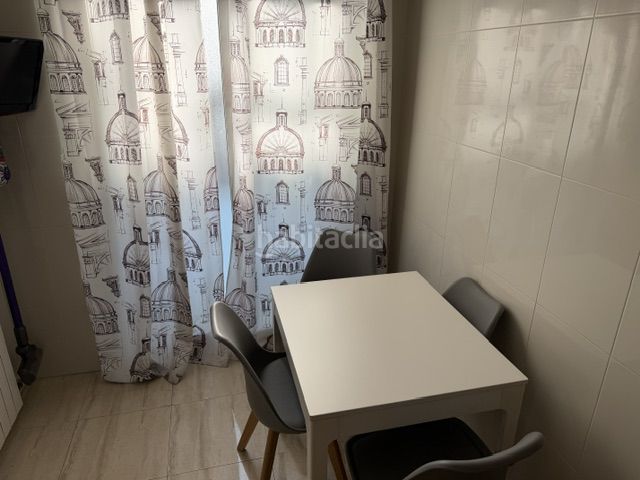 Foto 02587734-7f42-4c71-a99a-9bd5d9e60f63. Àtic amb calefacció aparcament a Santa Eugenia Girona