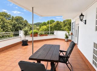 Flat in Vila - roja. Piso de 3 habitaciones dobles con terraza de 30 m en girona
