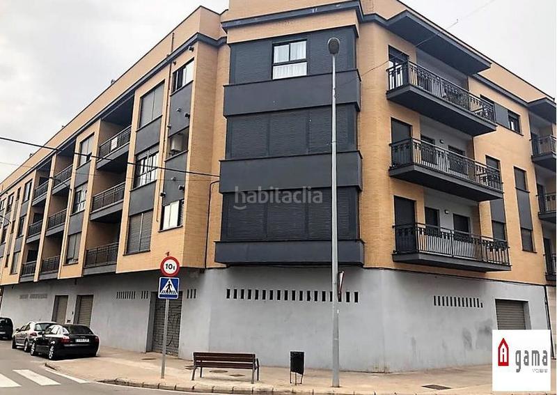 Foto 94e3faec-a0a1-4013-aa2e-25404b3d2832. Piso  en venta en centro, 4 dormitorios. en Nules