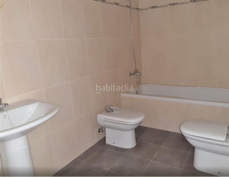 Foto a032adf4-1ffd-40b3-99c7-801ec71af949. Piso  en venta en centro, 4 dormitorios. en Nules