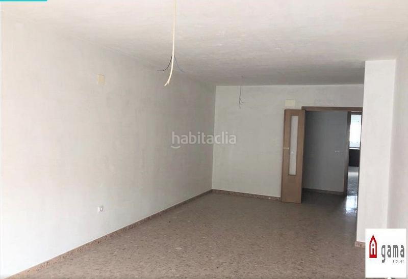 Foto b23c73e8-03bd-4741-934f-8dffc9bd94d5. Piso  en venta en centro, 4 dormitorios. en Nules