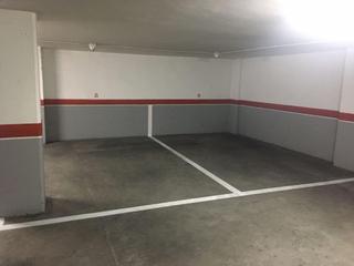 Autoparkplatz  Clavé. Garaje en venta en centro.