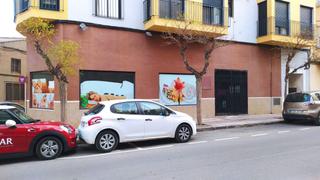 Local Comercial  Paseo san juan bosco. Local com. en venta en jardi del bes, 5 despachos.