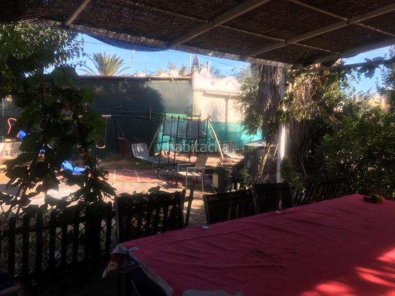 Foto 0bc3b9b1-e480-46fd-a340-a80720cf68e1. Chalet con parcheggio piscina in Playa Burriana