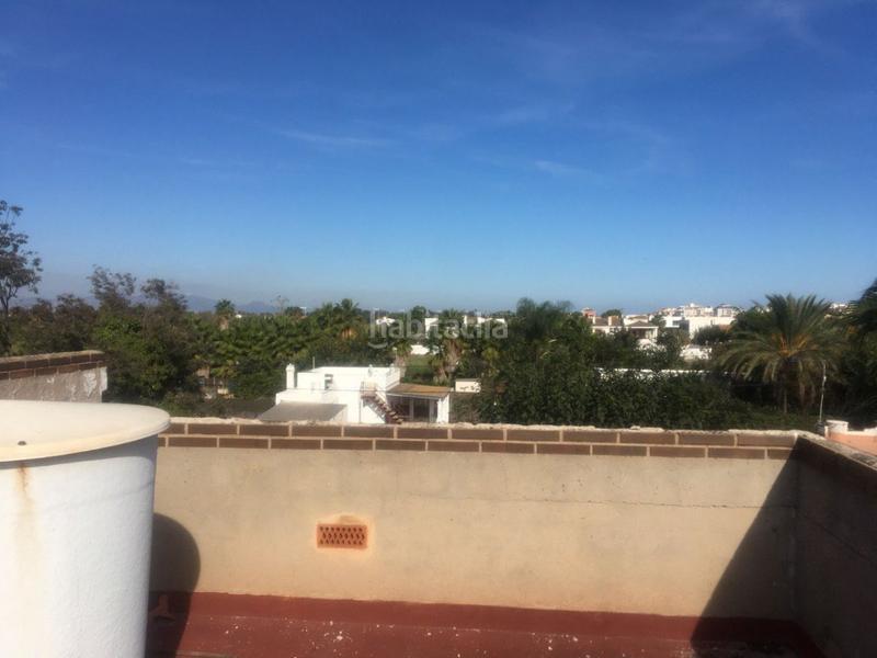 Foto dfeaab60-f973-4168-8841-d280178046d1. Chalet con parcheggio piscina in Playa Burriana