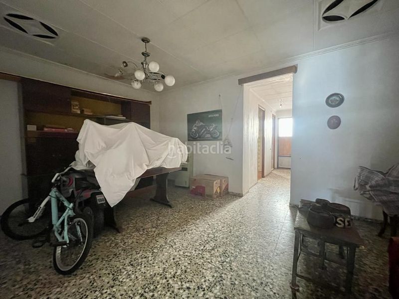 Foto f4470c98-dd7f-4fc0-b575-2ff7c49cd922. Casa amb aparcament a Nules