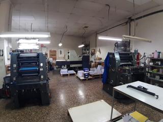 Local Comercial  Carrer de l'estatut. Local com. en venta en capuchinos, 1 despacho.