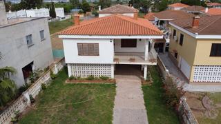 Chalet in Nules. Chalet individual en venta en playa de nules, 6 dormitorios.