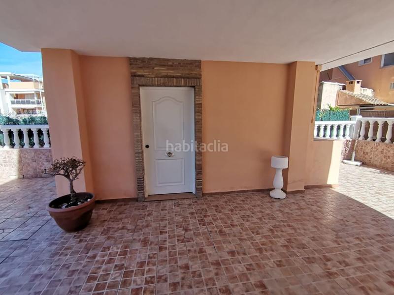 Foto 31e1bf5e-18ba-4a74-aad4-d8f3be4ea5ea. Reihenhaus mit parking in Moncófar Playa Moncofa