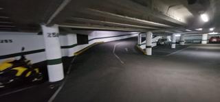 Miete Autoparkplatz  Carrer de pablo iglesias. Garaje en alquiler en este.
