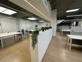 Büro  Carrer de lepant. Oficina en venta en centro - hospital - plaza del real.