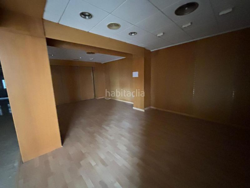 Foto 18091cec-86f2-44d0-be34-add899117659. Edifici a Vall d´Uixó (la)