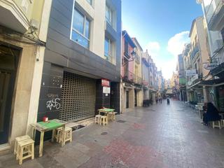 Geschäftsraum in Carrer de campoamor 38. Local com. en venta en centro.