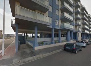 Aparcament cotxe a Carrer malaga 8. Garaje en venta en moncofa.