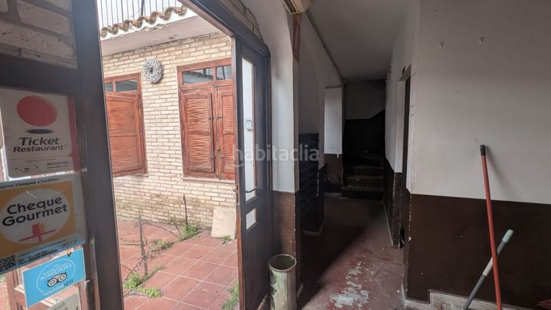 Foto 3b69e406-e68a-4c7f-8d8a-9628024a40a3. Edificio en colon 30 edificio en venta en centro. en Castellón de la Plana