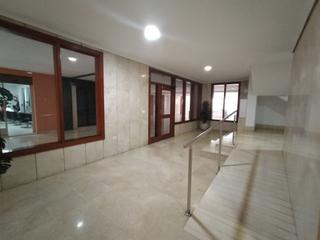 Appartement  Gobernador bermudez de castro. Piso en venta en centro, 5 dormitorios.
