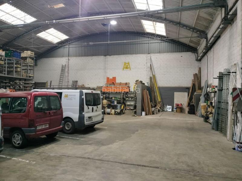 Foto 9a58bc99-d25f-4855-a6f5-e71e8f5df1ce. Local commercial avec chauffage dans Betxí