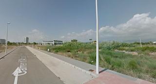 Terreny residencial  Carrer d'altura. Parcela residencial en venta en playa.