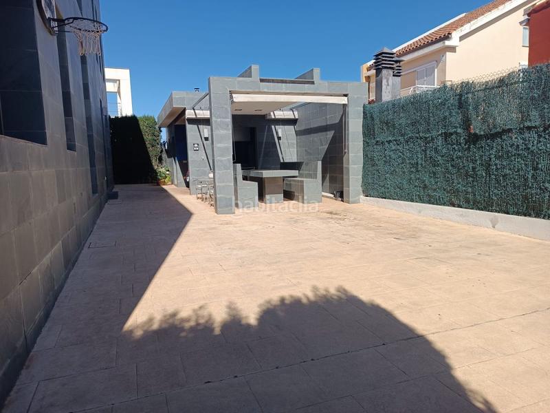 Foto a4c88f59-4693-4224-bd33-057bd41ed0a2. Xalet amb aparcament piscina a Playa Burriana