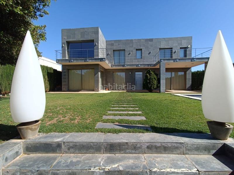 Foto d3ba15f0-9f63-48ed-bc4b-22e221a5ed3f. Xalet amb aparcament piscina a Playa Burriana