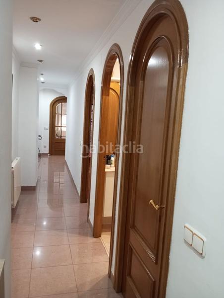 Foto 56e646b9-0bb2-45e6-90e8-85253f8d66b0. Edifici a Tales