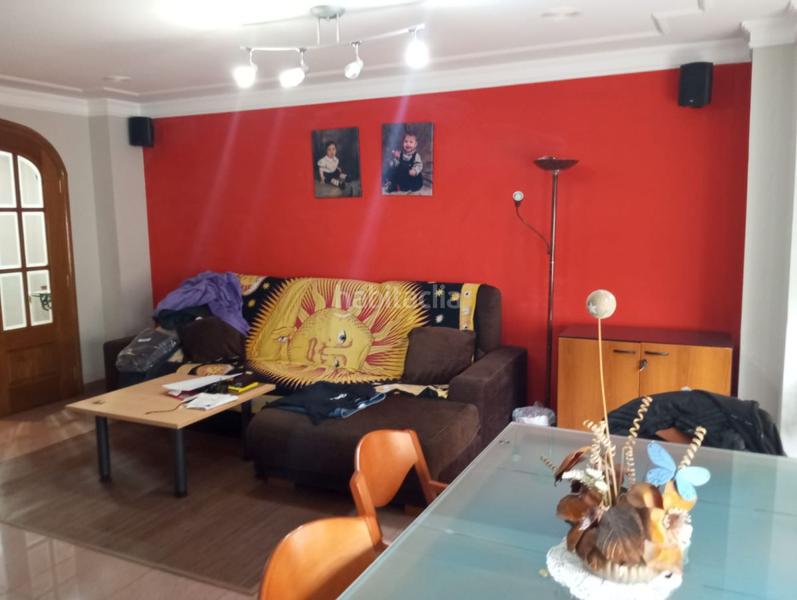 Foto 788b2875-c7d7-4da9-820f-0b46566d6c93. Edifici a Tales