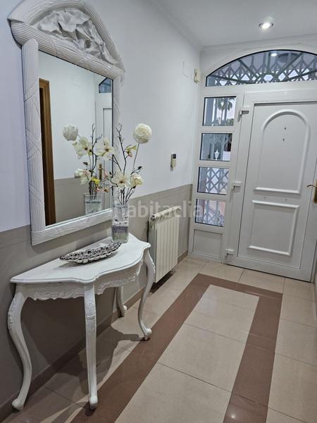 Foto 412a40f7-5ca2-4f65-b096-5acdab6c9b46. Chalet with heating parking in Playa Burriana