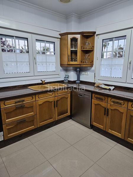 Foto fcba08da-dfd7-4b26-bd30-06006b6cb3e2. Chalet with heating parking in Playa Burriana