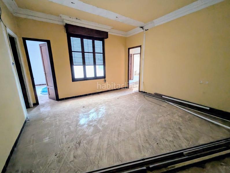 Foto 231d16a3-e42d-497a-8f7d-f1b3d1696c75. Flat in Plaza Illes Columbretes Castellón de la Plana