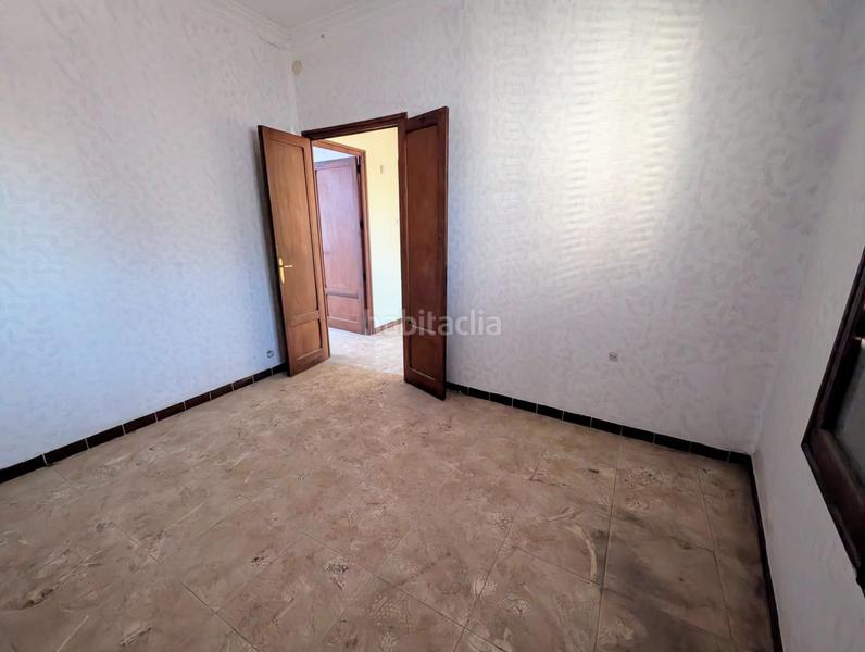 Foto e6a85498-6b46-418e-85eb-3f655950fa5b. Flat in Plaza Illes Columbretes Castellón de la Plana