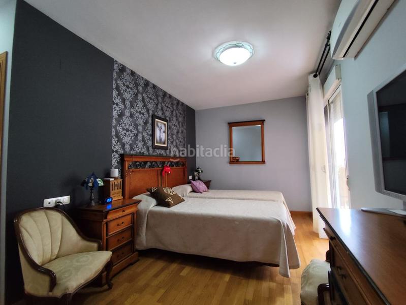 Foto 4e343c05-2cc3-4069-8496-eb78fa4a4c39. Casa a schiera con parcheggio piscina in Llombai Burriana